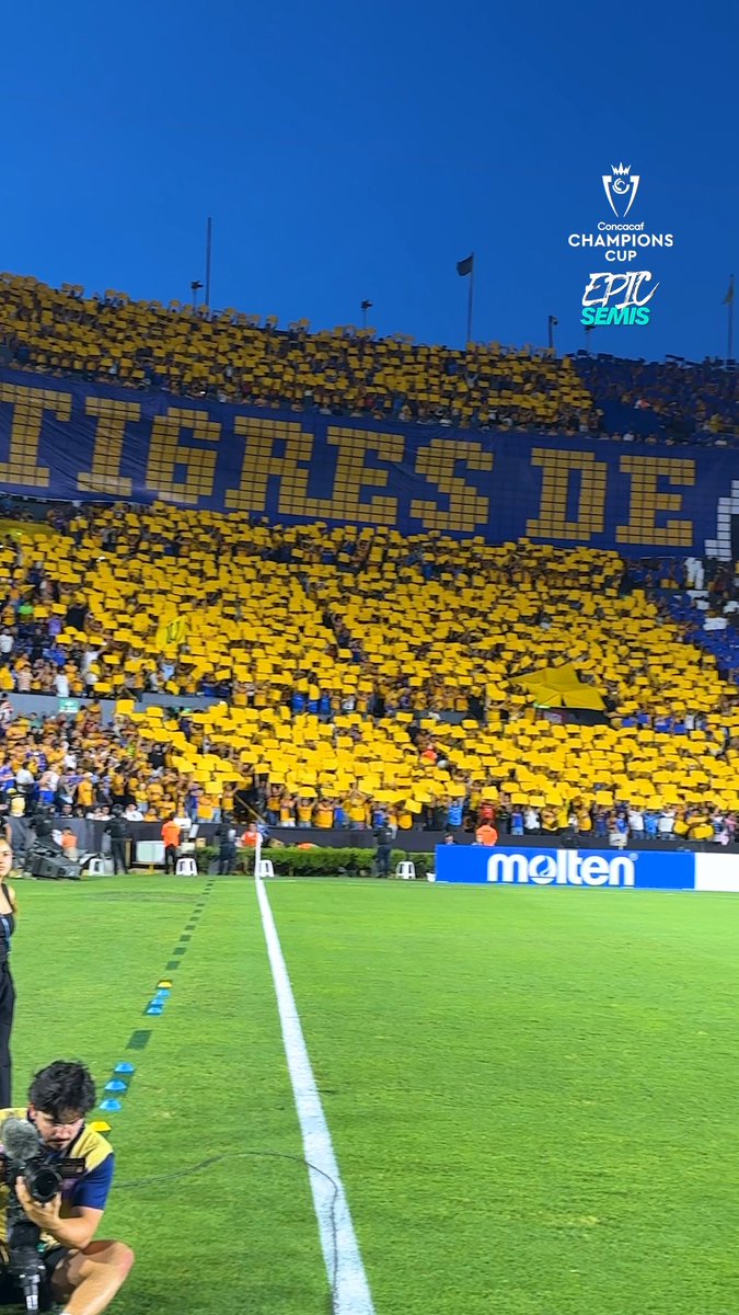 ¡Una postal de Semifinal en el Estadio Universitario! 🔥