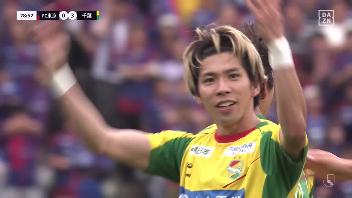 こんなの誰も止められない... 壁の大外から巻く芸術的軌道🌈 日高大が圧巻の直接FKを沈める! 🏆 明治安田J1百年構想リーグ 🆚FC東京×千葉 📱DAZN ライブ配信中 #Jリーグ #だったらDAZN