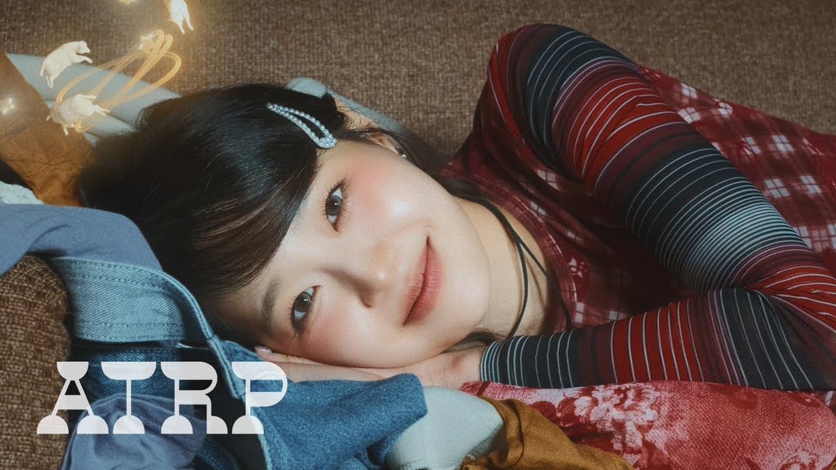 1 year ago today, CHUU released the music video for ‘Back in town’