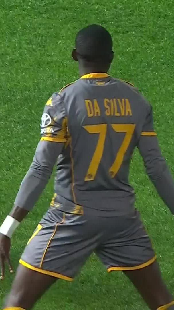 The whole Soweto just erupted 🤩🎉 Flávio da Silva gives Chiefs the lead ✌️ 📺 Stream #BetwayPrem on DStv: