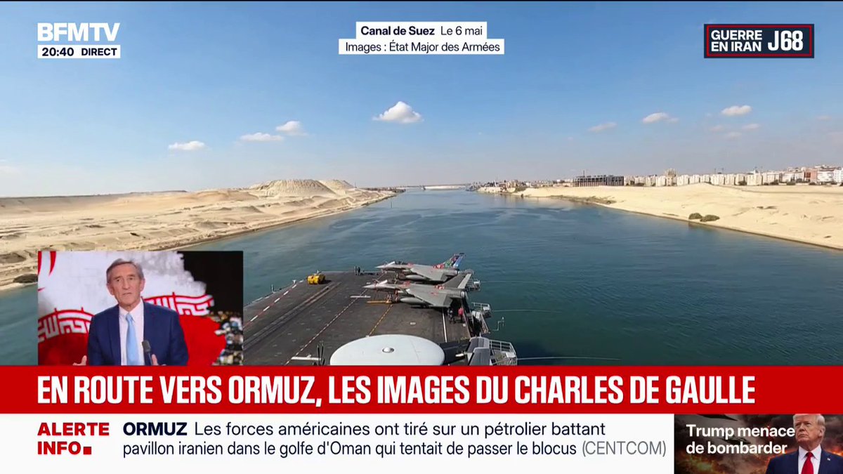 Les images du porte-avions Charles de Gaulle traversant le canal de Suez