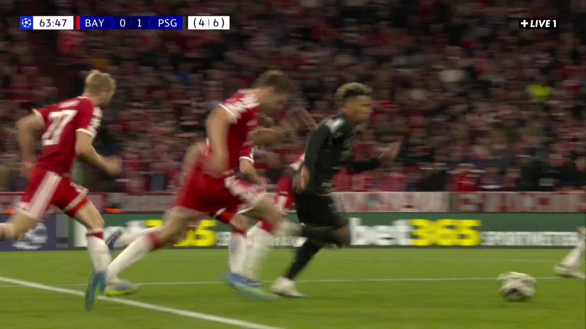 NEUER STOPPE LE SHOW DE DOUÉ 🧤 Le Bayern pousse et la fin de rencontre est à vivre sur CANAL+ 🤯 #BAYPSG | #UCL