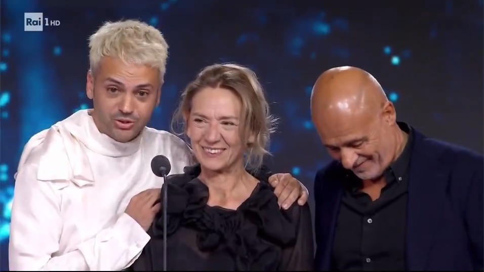 "Noi contavamo tanto su quel contributo del Ministero, ma i soldi non sono mai arrivati. Oggi siamo contentissimi, senza una lira, pieni di debiti, ma va bene lo stesso" #David71