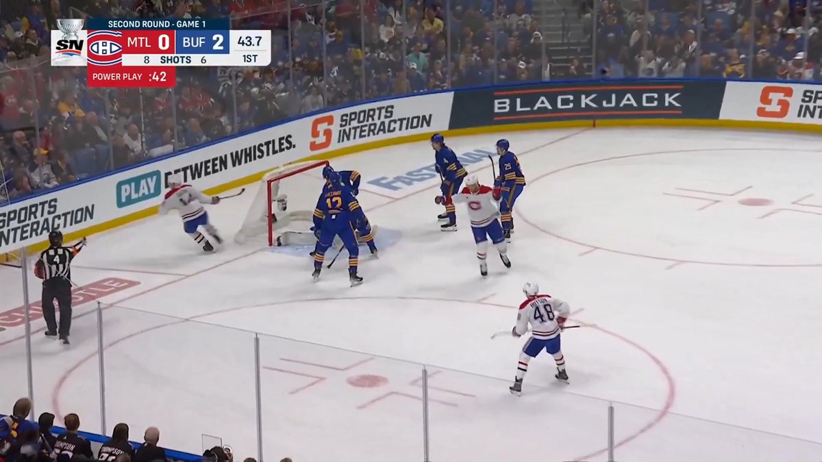 THE CAPTAIN CUTS THE LEAD IN HALF! 📺: NHLonTNT, Sportsnet, &amp; TVA Sports