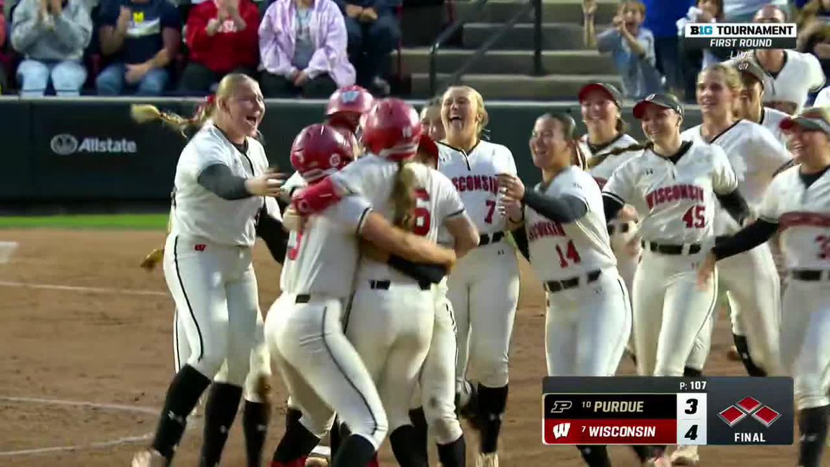 CONGER WINS IT!! 😆 BADGERS MOVE ON TO THE QUARTERFINALS!!