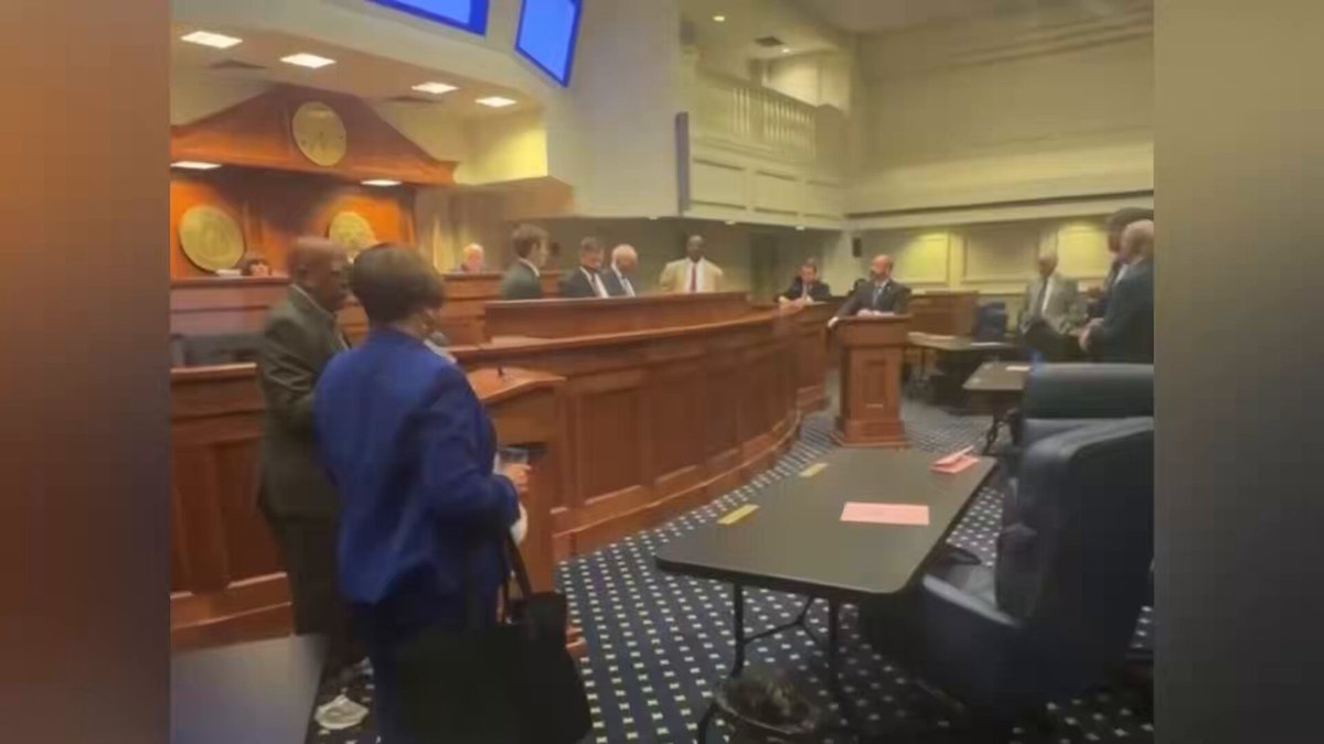This is crazy work by Alabama Republicans… As the Alabama Senate was being forced into the basement while tornado sirens were going off, the Republican supermajority kept moving, rammed through a cloture vote on redistricting, passed the bill, and adjourned. 📌Senate Bill 1, a redistricting trigger law designed to blow up the court-ordered maps and rush through an “emergency” election if they win their challenge to the Milligan ruling. [video by Sen Merika Coleman]