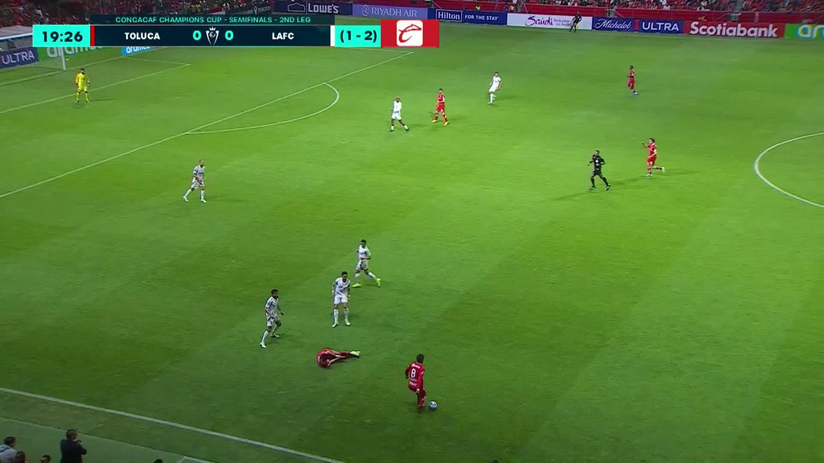 El disparo de Marcel Ruiz (sin ligamentos) es impresionante, después va y mete la pierna sin miedo, este cabrón está entero jajajaja Llévenlo al mundial cabrones Selección Nacional