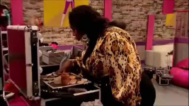 this is the funniest drag race clip bro 😭
