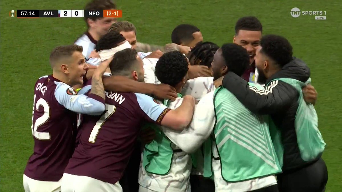 He made the first and now he's scored the second 🔥 Emi Buendia gives Aston Villa the lead from the spot 🎯 📺 TNT Sports and HBO Max