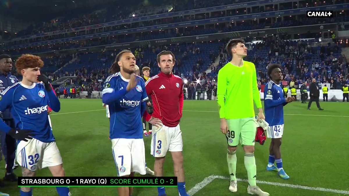 EMEGHA 🇳🇱 NE COMPREND PAS LES SIFFLETS après l’élimination en demi-finale de C4 de Strasbourg ET DEMANDE DES APPLAUDISSEMENTS. Drôle de fin de soirée en Alsace. 🎥 CANAL+ Foot