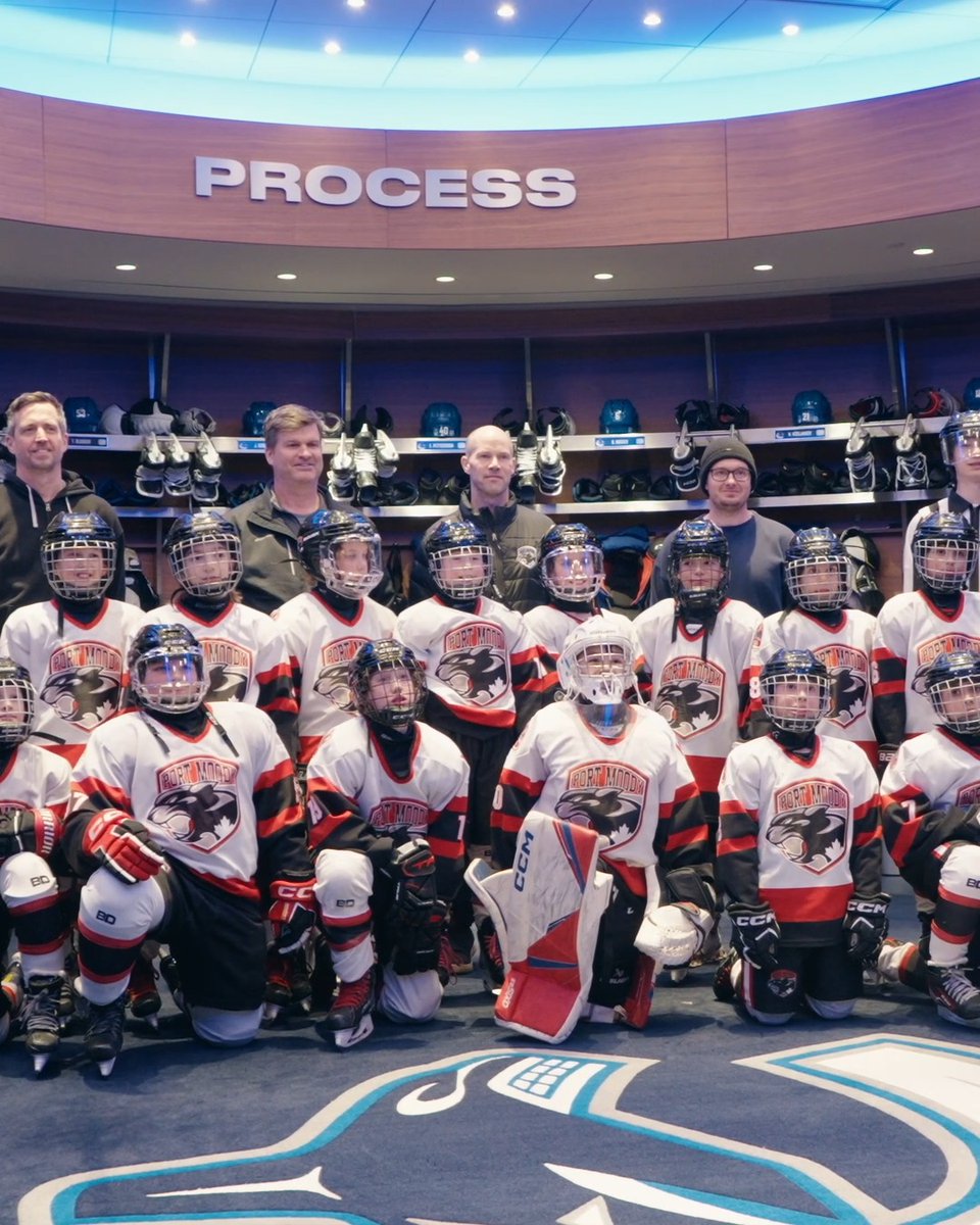 At the Junior Canucks Minor Hockey Program, we believe in giving every minor hockey player a chance to see themselves on the biggest stage. In March, we invited 16 minor hockey teams from across BC for an unforgettable weekend of fun hockey and team bonding at Rogers Arena!