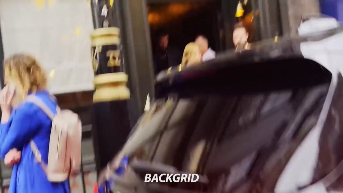 🥰 Exclusive: Taylor Swift &amp; Travis Kelce enjoy a pre-wedding date night in London!