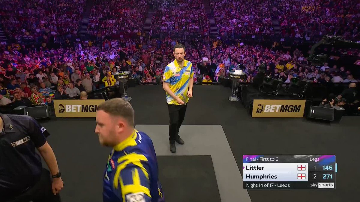 LITTLER WITH A 146! This is breathtaking from both... 🤯 Littler responds to Humphries 132 checkout with a 146 to level at 2-2! 📲 #PLDarts