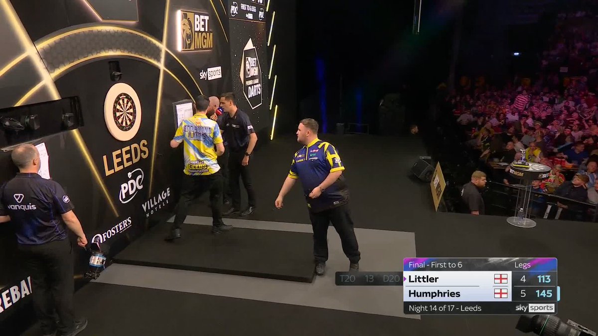 LITTLER TAKES US ALL THE WAY! Every leg has gone with throw so far, as Luke Litter survives a match dart to force a decider in the final! 📲 #PLDarts