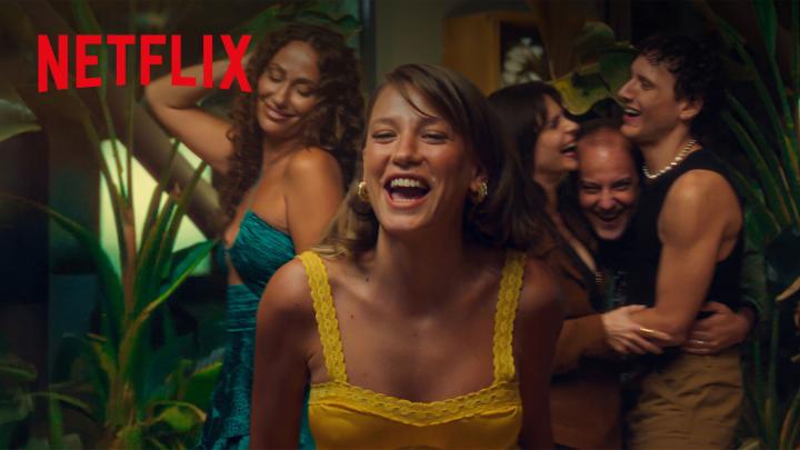 Sizi çok özlemişim. Kimler Geldi Kimler Geçti 3. sezon şimdi sadece Netflix'te.