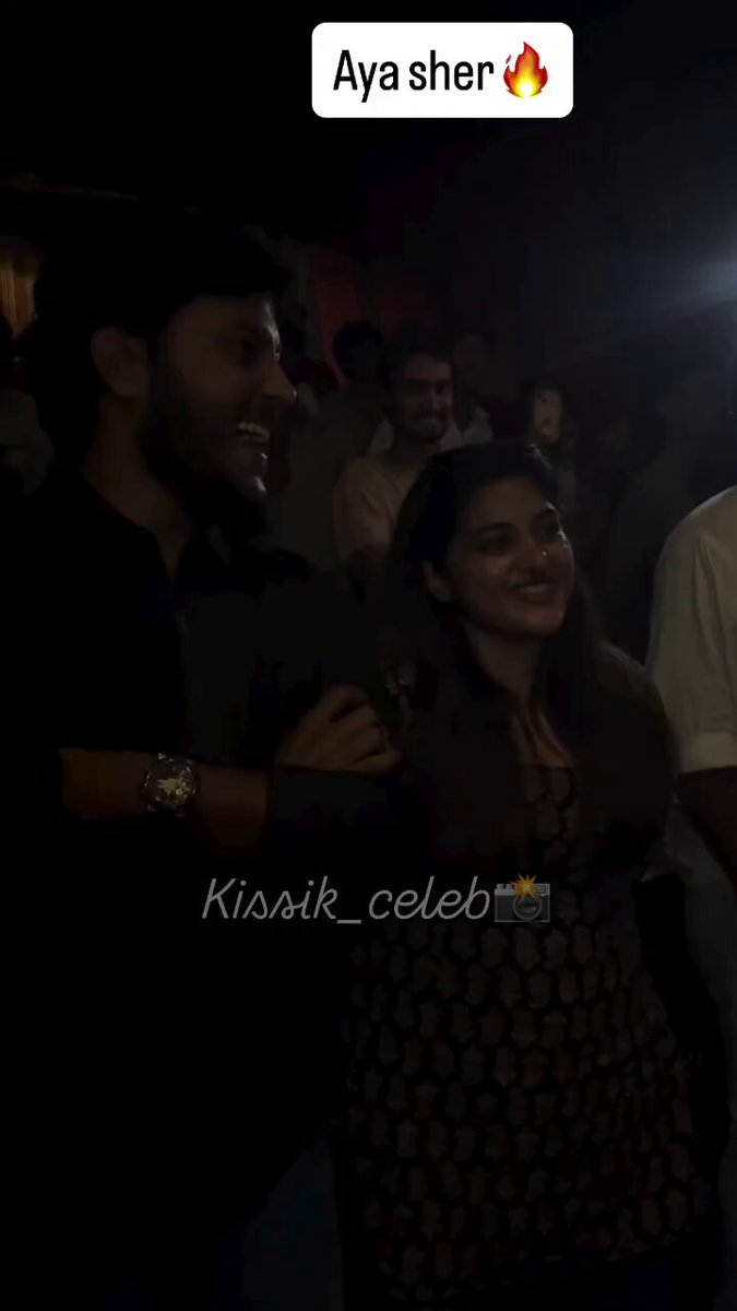 Actress #NivethaThomas Vibing For #AayaSher Song 🤗🔥 #Nani