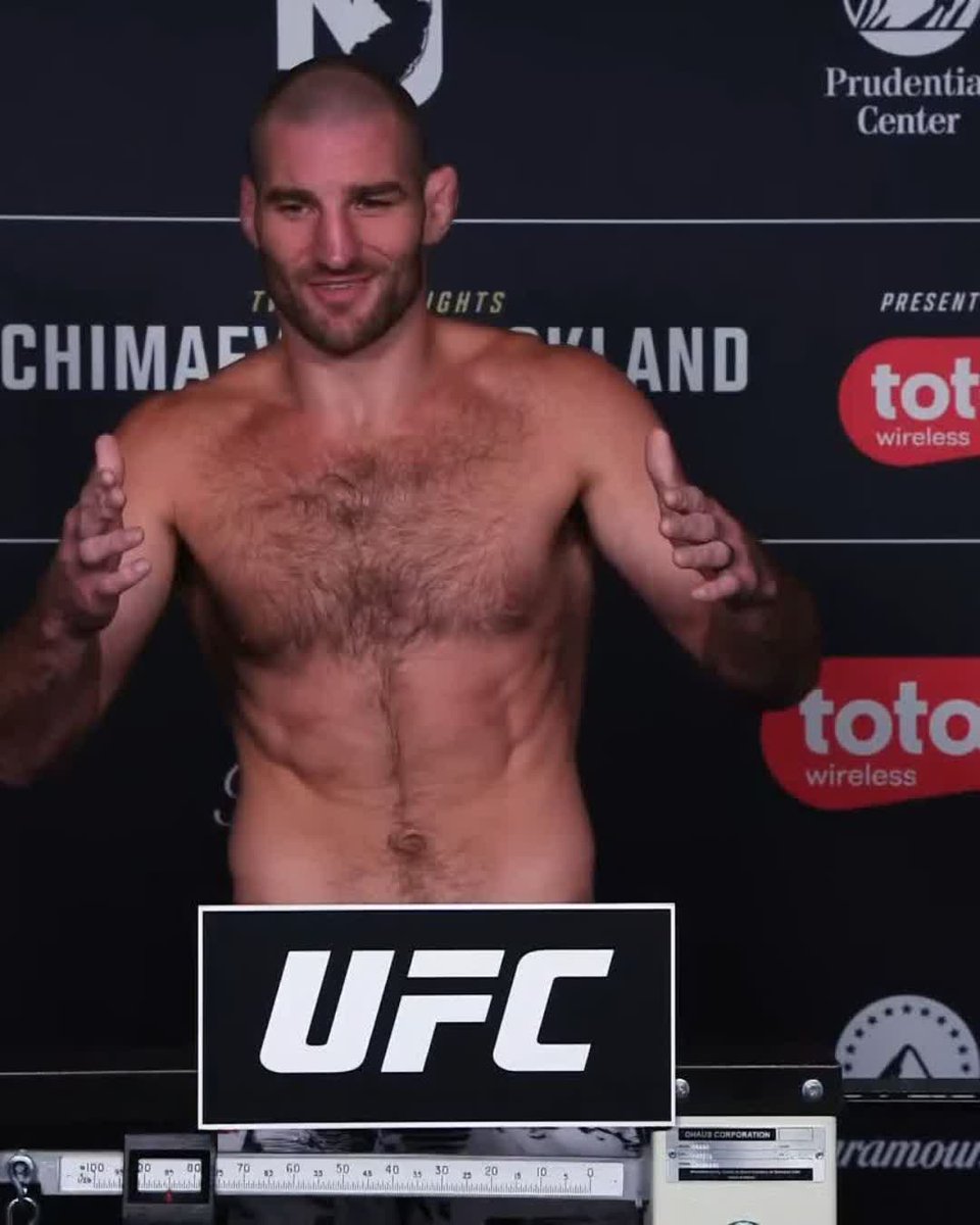 Never fazed 😤 Sean Strickland is first to the scale &amp; weighs in at 185lbs! [ #UFC328 | May 9 | LIVE on @ParamountPlus ]