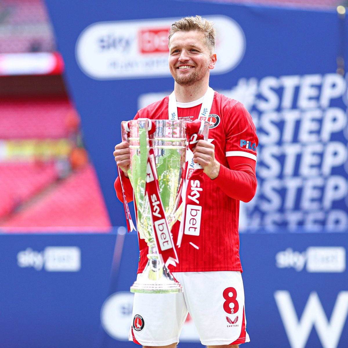 65 appearances 👊 10 goals ⚽️ A key part of our 2024/25 promotion side 🏆 Thank you and all the very best, Bez! ❤️ #cafc