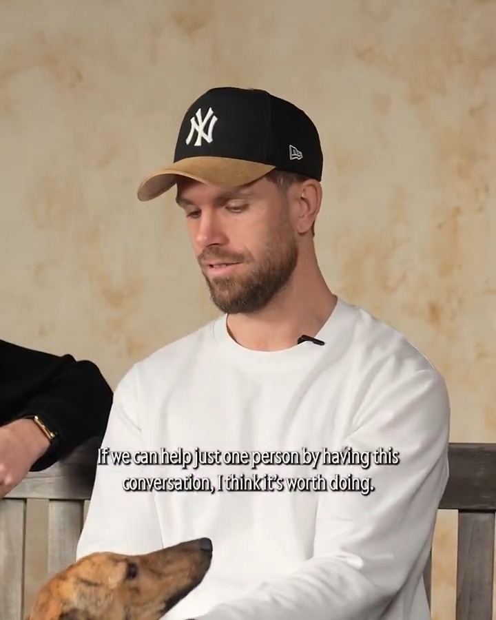 “Every conversation counts” ❤️ Jordan Henderson, @RomanKemp and @theCaulfieldway discuss why talking matters — in football and beyond. 🐝 #TalkingIsTheBestTactic #PLInsideMatters