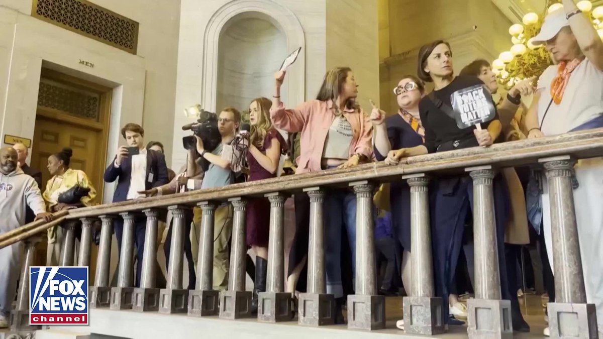 Protesters swarm the Tennessee State Capitol in Nashville in response to the newly passed congressional map that’s likely to flip the state’s final Democratic seat. Despite vocal disruptions from Democratic lawmakers, the Republican-controlled legislature passed the map, advancing the measure to Gov. Bill Lee for his expected signature. The new map targets the 9th Congressional District — the state’s sole majority-Black district and its last remaining Democratic stronghold.