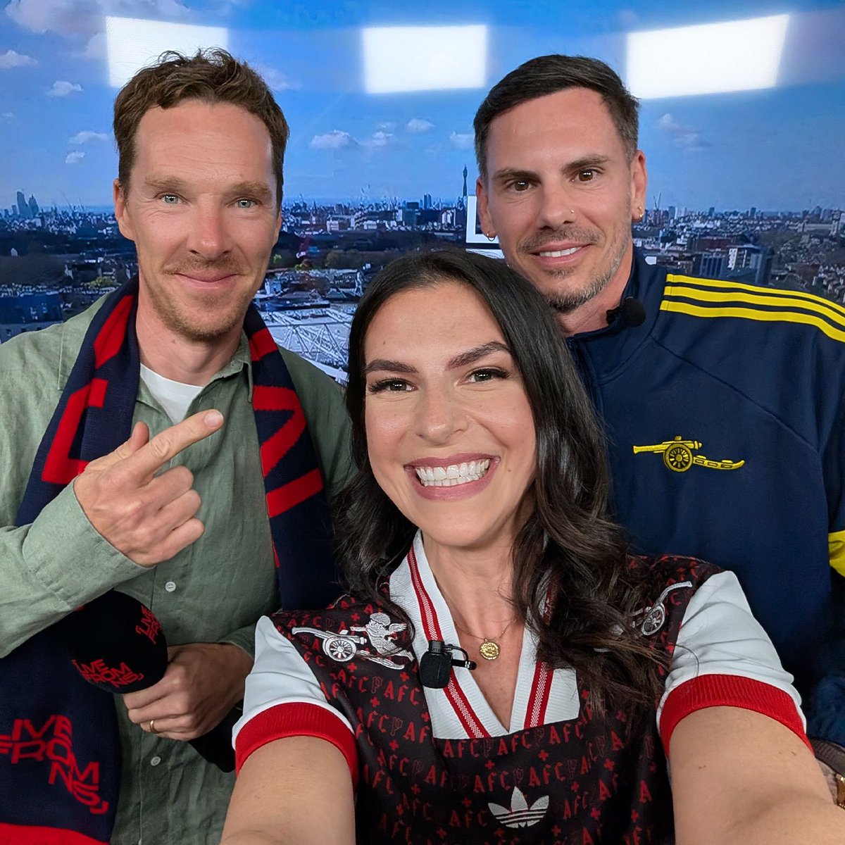💬 “You’ll go home proud, and you’ll go home winning.” A rousing pre-match speech by Benedict Cumberbatch on Tuesday night’s Live From N5 🤩