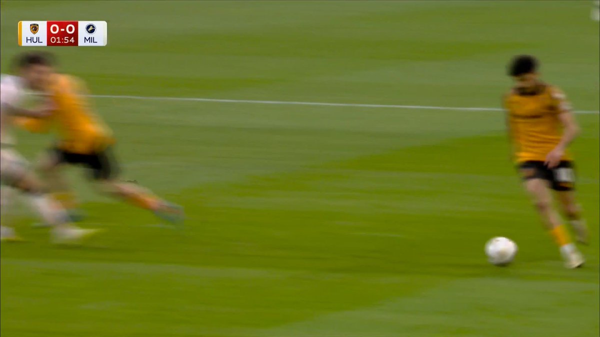 Mohamed Belloumi ALMOST scores an incredible goal 😰