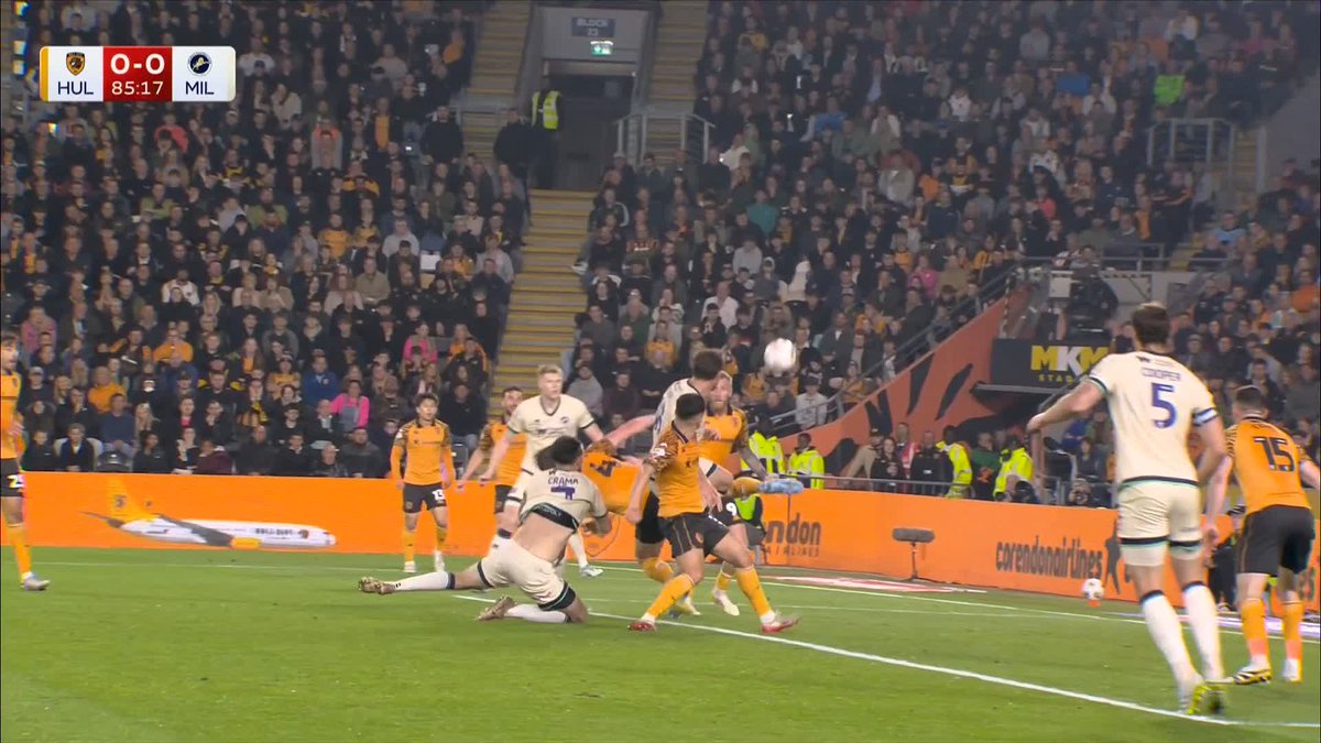 Millwall have the back of the net but the referee gives a foul against Tristan Crama ❌