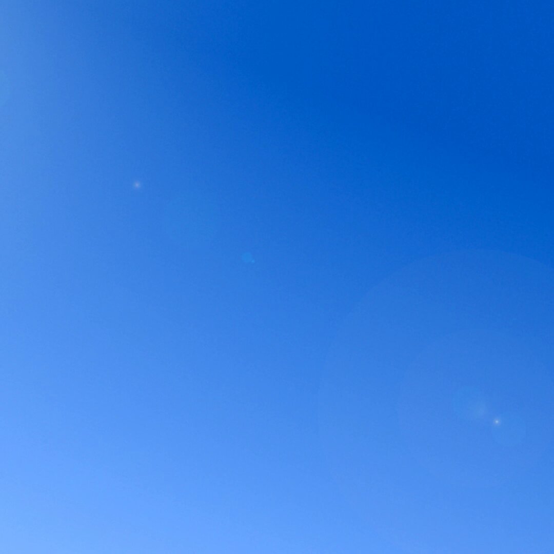 جهّز شنطك من بدري وخلك مستعد صيّفها في أحلى الوجهات ​☀️ احجز الآن وسافر على الوقت بأقل الأسعار مع طيران أديل