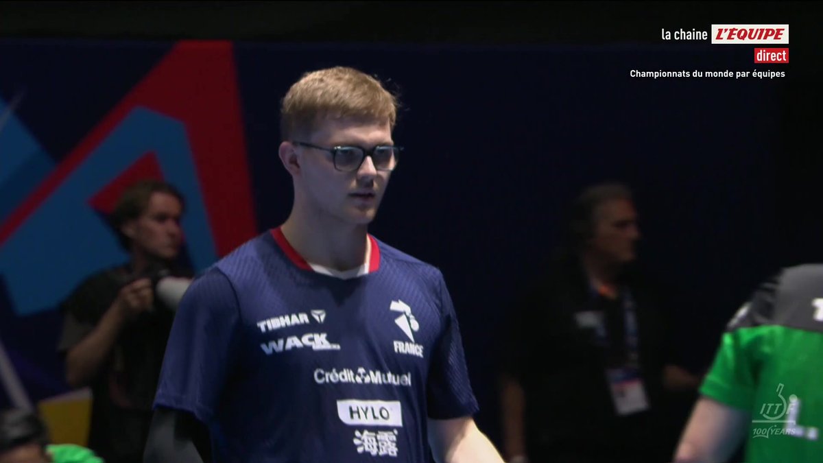 🔥 C'est fait : les Bleus sont en demi-finale des Mondiaux ! 👏 Après trois matches de haut niveau face aux Brésiliens, les Français passent les quarts de finale… et affronteront la Chine pour une place en finale ! #lequipePING