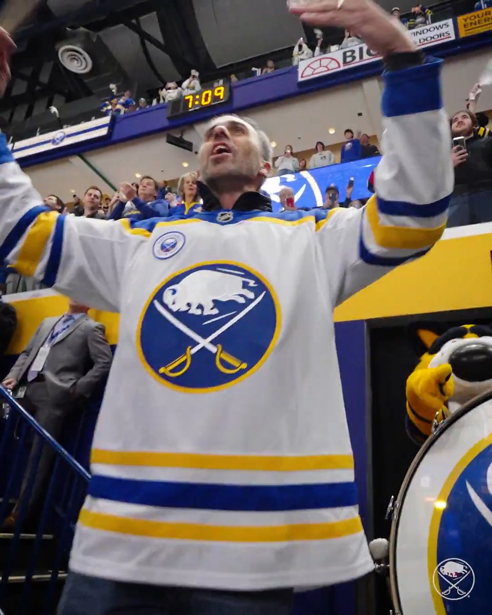 The legendary Ryan Miller in the house for Game 2! 🥁 #LetsGoBuffalo | Ryan Miller
