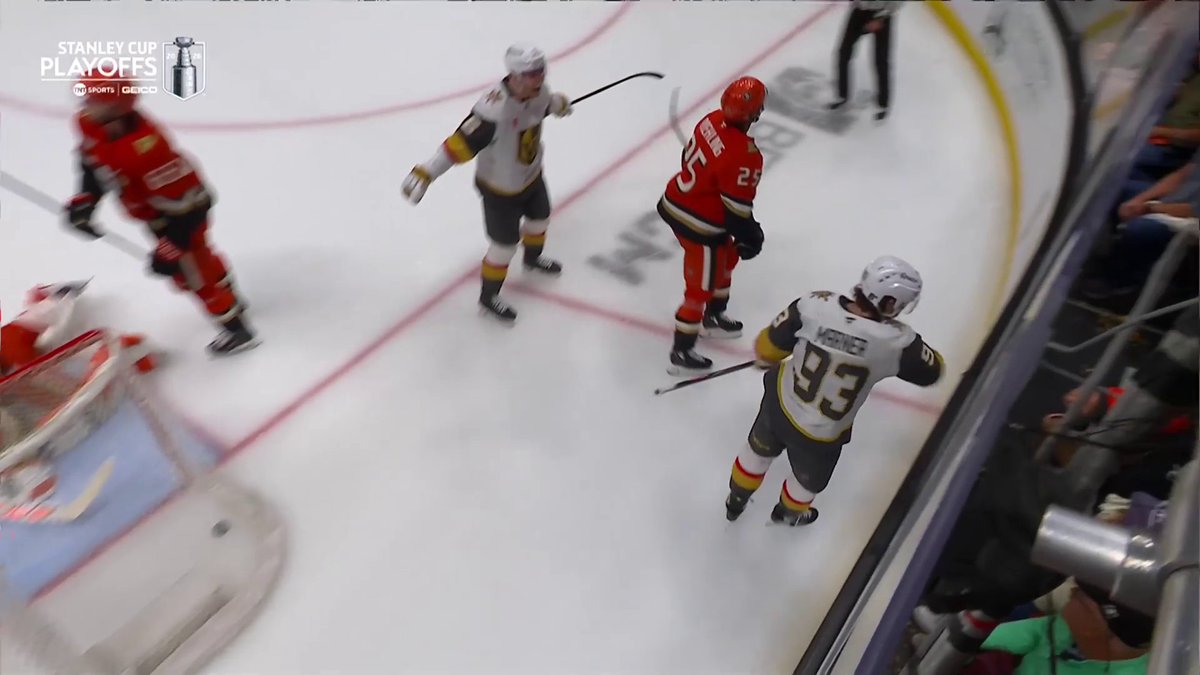 MAKE THAT THREE GOALS IN THE FIRST FOR VEGAS! ⚔️ #StanleyCup 🇺🇸: NHLonTNT 🇨🇦: Sportsnet & TVA Sports
