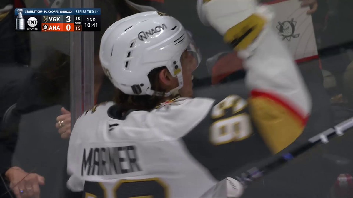 THREE-POINT NIGHT FOR MITCH MARNER! 🪄 He's got his second goal of the night! #StanleyCup 🇺🇸: NHLonTNT 🇨🇦: Sportsnet & TVA Sports