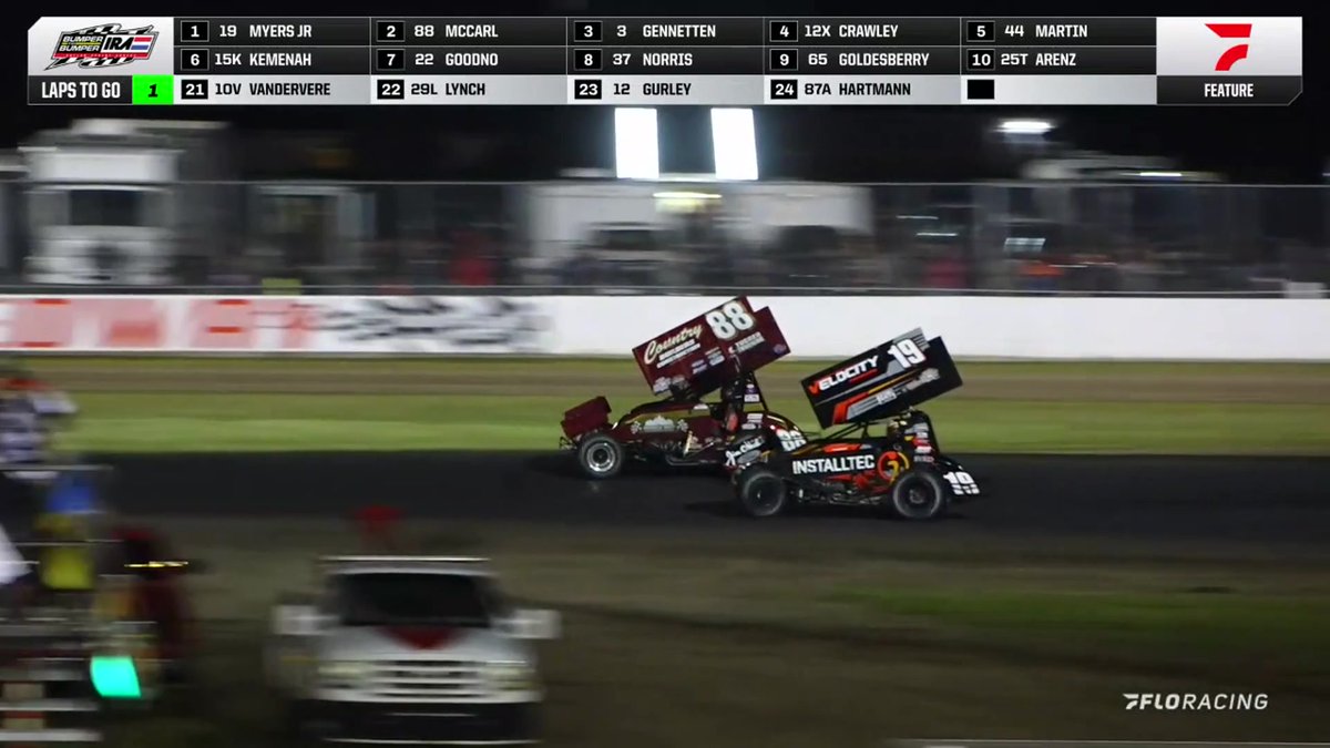 🏁 Austin McCarl comes out of nowhere to steal the IRA Sprints win on the final lap at Davenport Speedway! #IRASprints