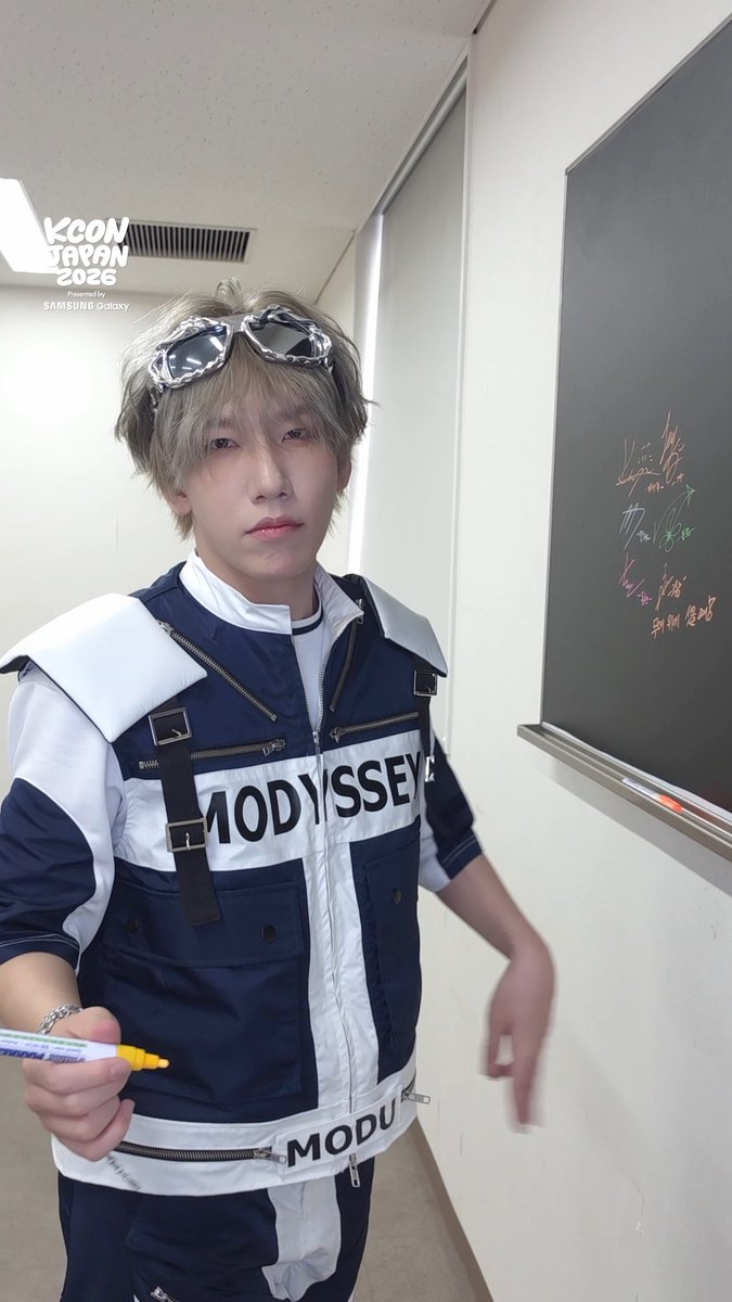 [#KCONJAPAN2026] ✍️#MODYSSEY Writes a Never-Forget KCON Moment! Watch till the end to see the unforgettable moment shared with KCONer! KCONerと一緒に作った忘れられない瞬間、ぜひ最後までチェックしてね！ MODYSSEY - KCON JAPAN 2026 MAY 8-10 Makuhari Messe Let's #KCON