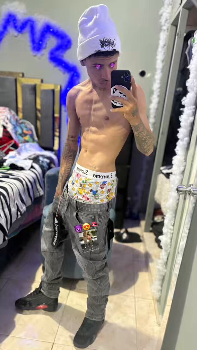 Hii ‘ Reeey😍🤴🏻✌🏻