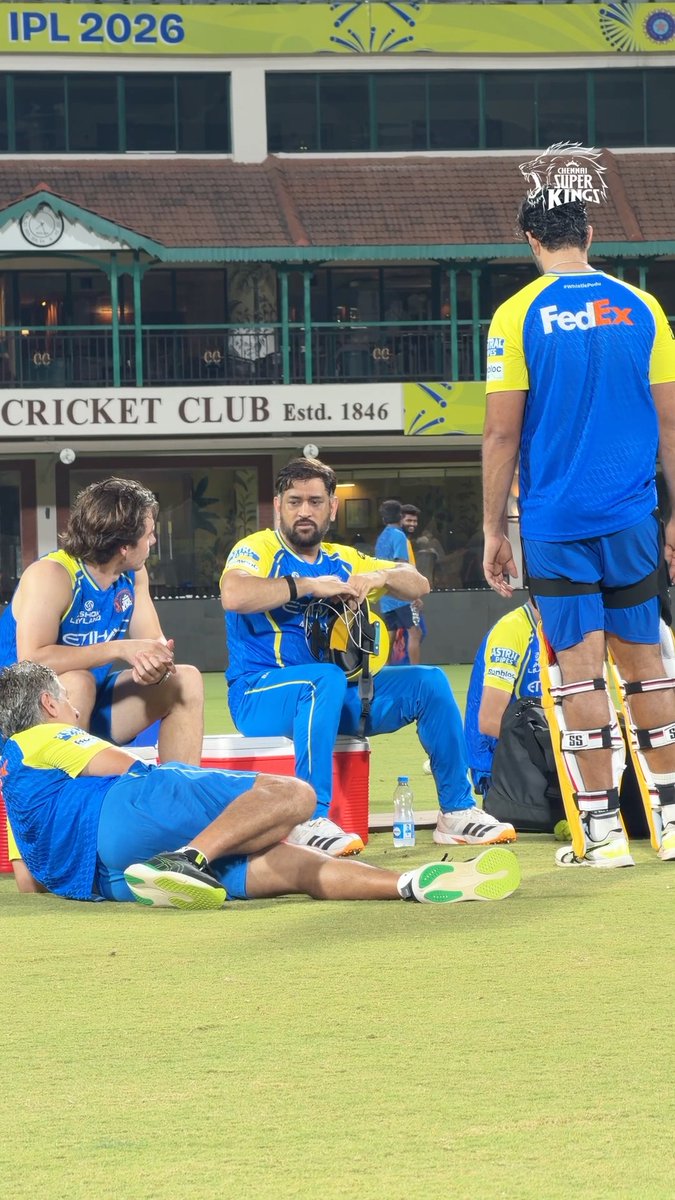 In the centre of it all, always 💫 #WhistlePodu #Yellove