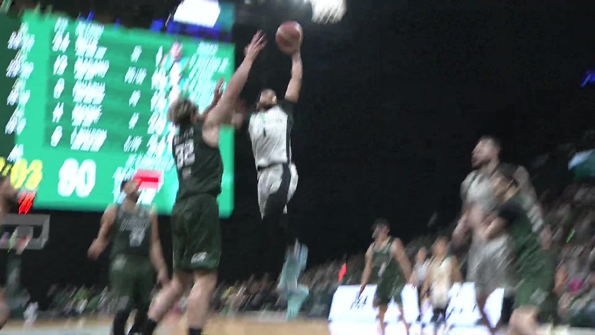 トレイ・ボイドの強烈な一撃☄️☄️ TB 横浜エクセレンス 📡バスケットLIVEで生配信中 #Bリーグ #りそなグループ #B2プレーオフ