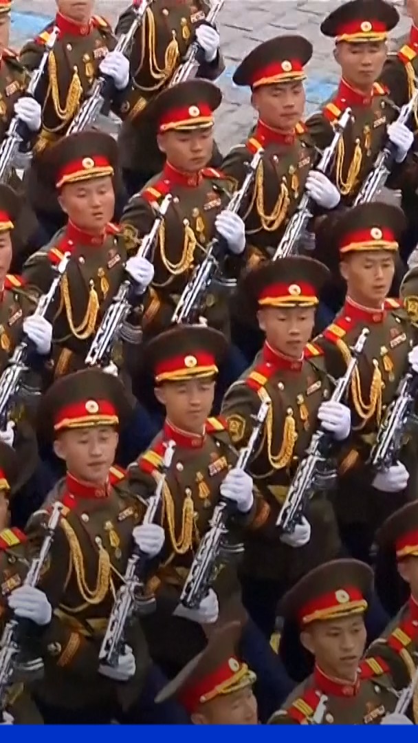Des soldats nord-coréens participent au défilé de la Victoire à Moscou