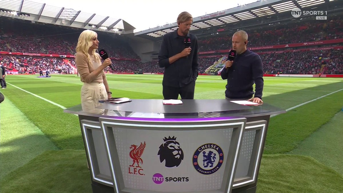 Chelsea fans have their say on who they want as the next manager... 👀 📺 TNT Sports and HBO Max