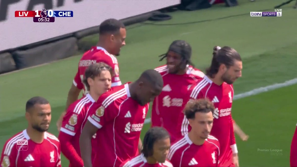 ⚽🔥 ريان غرافينبيرش يفتتح التسجيل مبكرًا لصالح ليفربول 🎯 هدف رائع يمنح الريدز الأفضلية مع بداية اللقاء #الدوري_الإنجليزي_الممتاز #PremierLeague