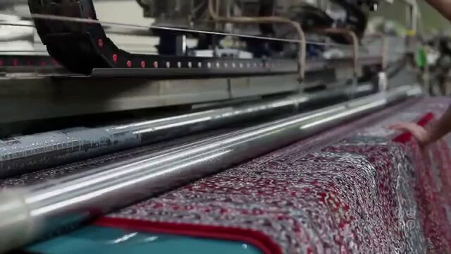 قبل تبدأ زحمة العيد وتجهيزاته 🐑✨ لا تنسون أهم تفصيلة تعطي بيتكم إحساس النظافة والراحة… السجاد النظيف 🤍 مع مغاسل الرهدن: ✔️ تنظيف احترافي للسجاد بمختلف أنواعه ✔️ إزالة البقع والروائح المزعجة ✔️ استلام وتوصيل لراحتكم لأقرب فرع 920006848