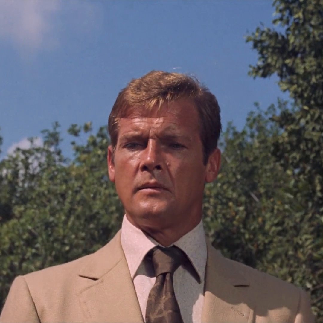 Stunt Coordinator Ross Kananga doubled for Bond (Roger Moore) in the famous scene where he steps across the crocodiles in LIVE AND LET DIE.