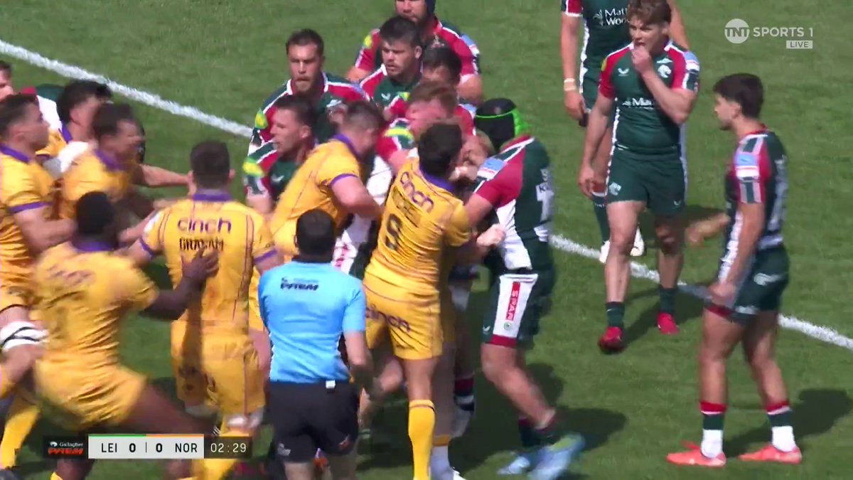💯👊 This one means everything. Tempers boiling over in the opening stages at Mattioli Woods Welford Road 😤 📺 Stream TNT Sports on HBO Max