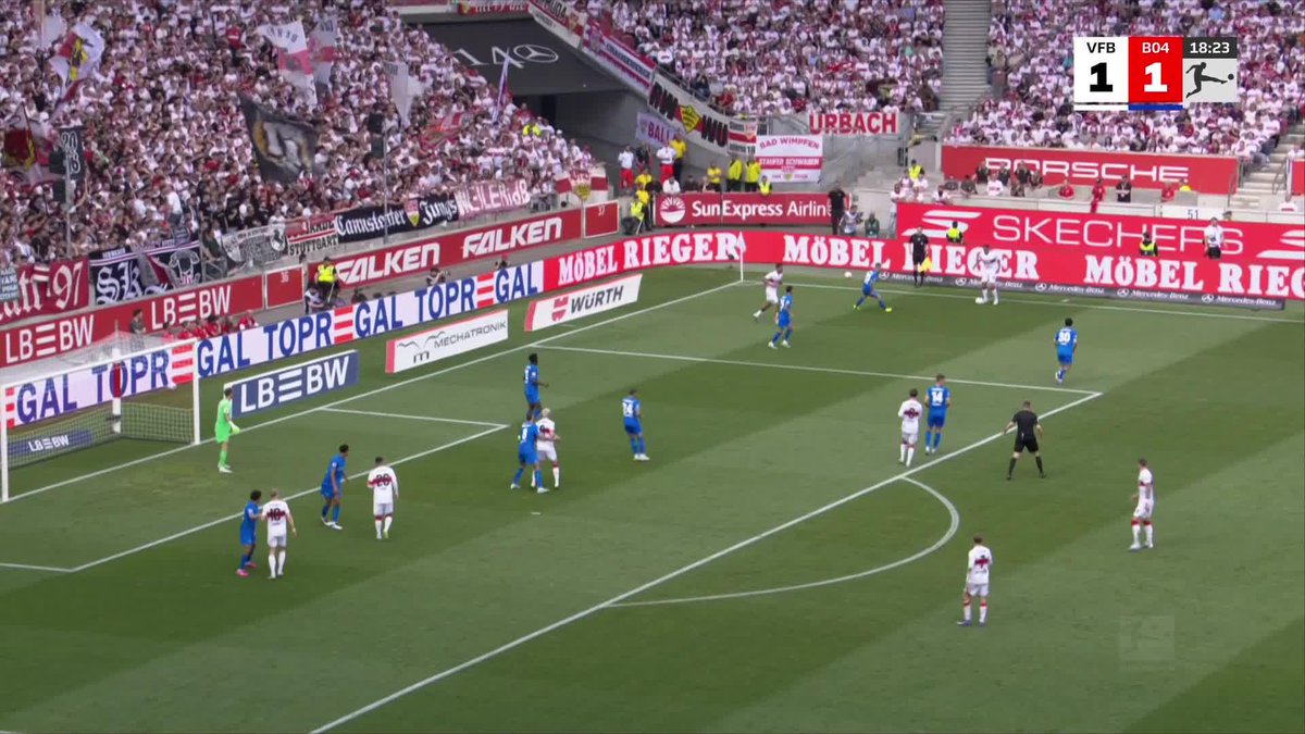 Einfach nur Sprachlos. WIE IST DAS KEIN ROT???? Aber mit Stiller kann man‘s ja machen. Kennt man leider nicht anders. Wahnsinn. #VfBB04
