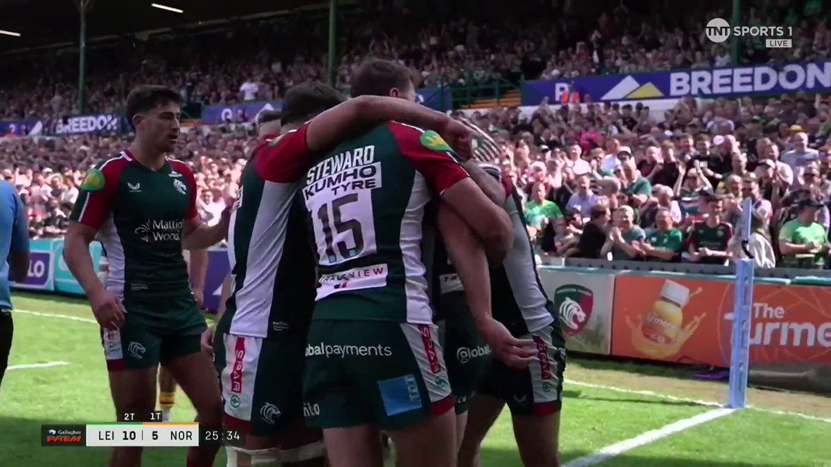 Freddie Steward, that is special! 🪄 An excellent cut-out pass, and over goes Ollie Hassell-Collins in the corner for Leicester Tigers 👏 📺 Stream TNT Sports on HBO Max