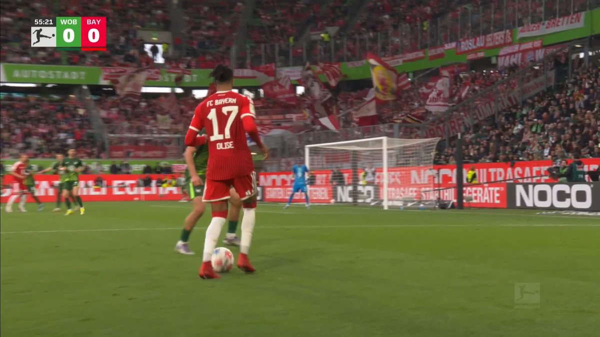 Michael Olise has hit a BEAUTY for Bayern Munich to give them the lead against Wolfsburg 💥