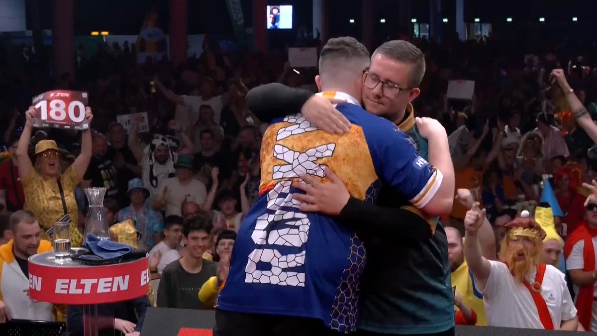 ROCK KO'S KOVACS! Josh Rock is through to Finals Day, as Rocky beats Patrik Kovacs 6-3 to end the hopes of the Hungarian making it any further in Graz! 📺 #ET6