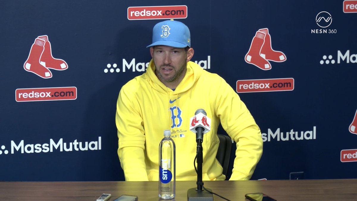 Chad Tracy's rationale for slotting Mickey Gasper in as today's catcher: "He knows Tolle; he's caught him two, three times down in Worcester, I watched him do it. He knows how to handle him, he knows his arsenal, he knows his usages, and the left-handed bat, which is a very quality at-bat from the left side.... how can I use this guy to help win a game?" ⬇️