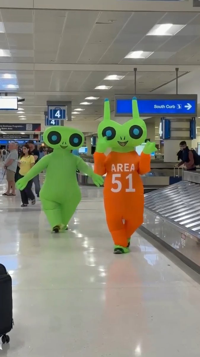 Never saw aliens in space, but found some at Sky Harbor.
