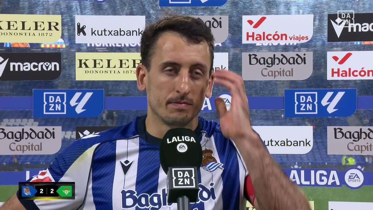 "Estoy orgulloso de ser capitán de este equipo. Hemos tenido un año difícil" 🗣️ Mikel Oyarzabal y su bonito mensaje a sus compañeros de la Real Sociedad 💙🤍 #LALIGAenDAZN ⚽